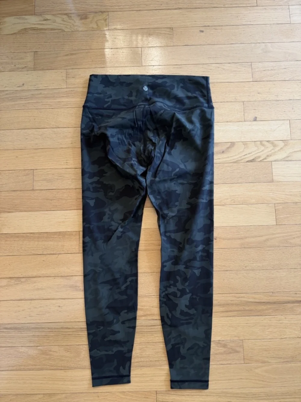 Lululemon Wunder Under High-Rise Camo Leggings- Size 10- EUC- Dark Green